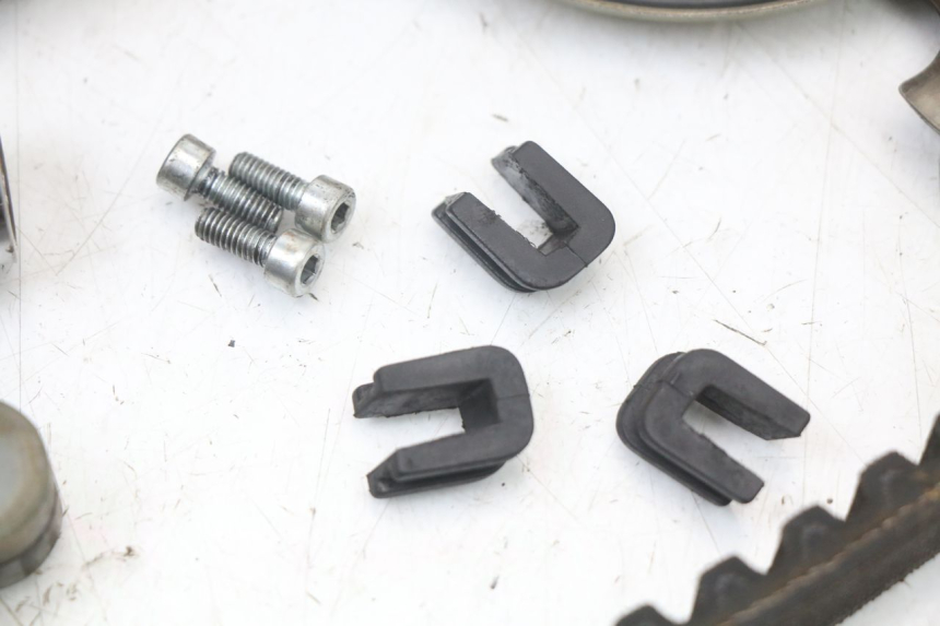 photo de VARIATOR PIAGGIO TYPHOON 80 (1994 - 1997) - Surface and material condition