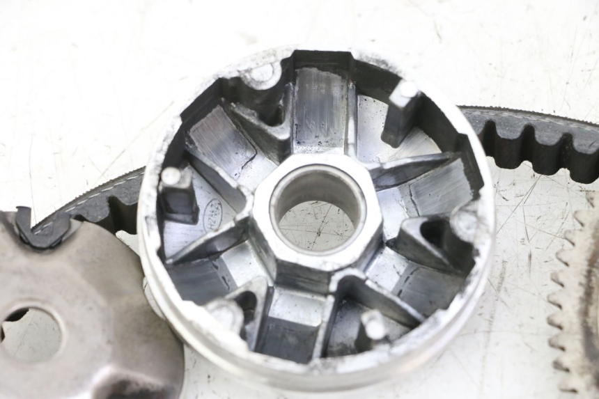 photo de VARIATOR UNIVERSAL BIKE ZN50QT-11B 50 (2018 - 2021) - Additional view of the item