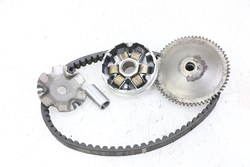 photo de VARIATOR UNIVERSAL BIKE ZN50QT-11B 50 (2018 - 2021) - Alternative perspective