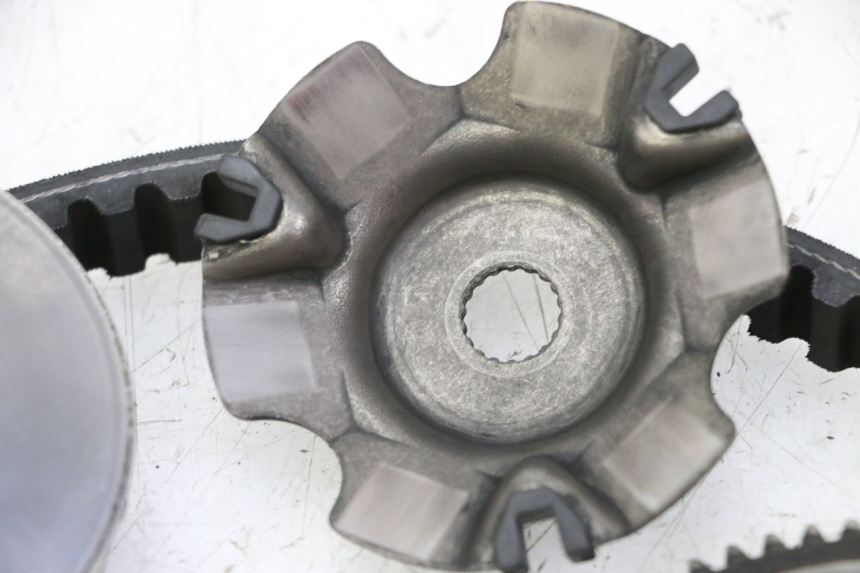 photo de VARIATOR PIAGGIO VESPA S 2T 50 (2007 - 2014) - Technical close-up