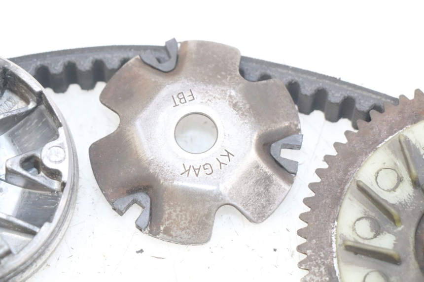 photo de VARIATOR KYMCO VITALITY 2T 50 (2004 - 2010) - Surface and material condition