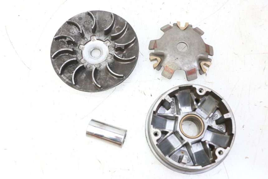 photo de VARIATOR PEUGEOT VIVACITY NEW 2T 50 (2008 - 2017) - Main view