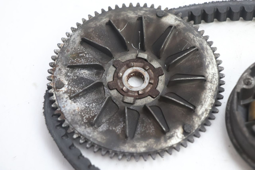 photo de VARIATOR PEUGEOT VIVACITY 50 (2004 - 2009) - Technical close-up