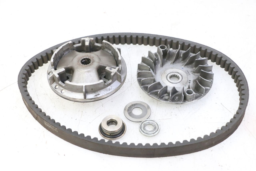 photo de VARIATOR YAMAHA X-MAX XMAX 125 (2010 - 2013) - Zoom on usage condition