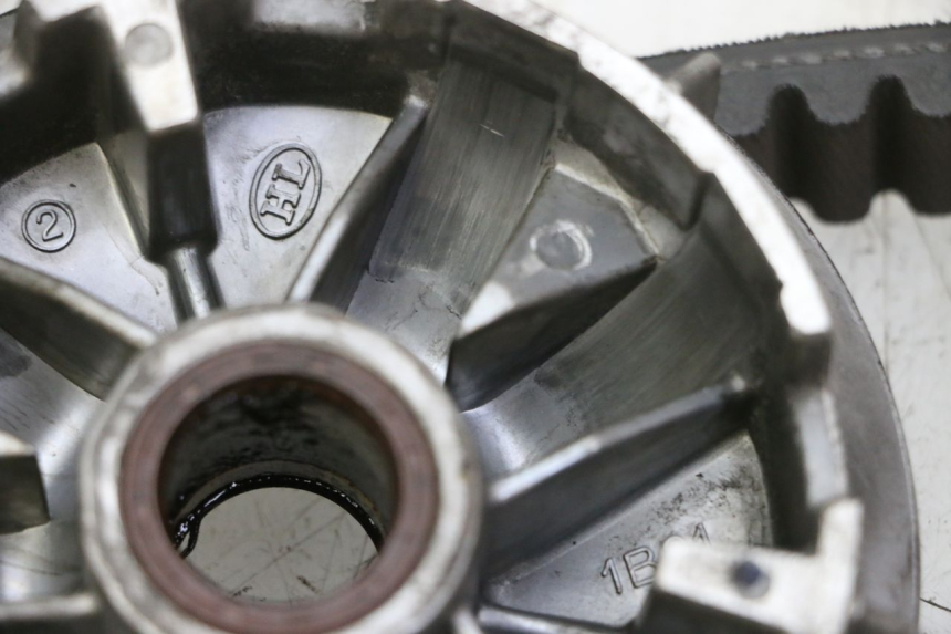 photo de VARIATOR YAMAHA X-MAX XMAX 125 (2010 - 2013) - Markings and original references