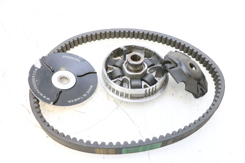 photo de VARIATOR YAMAHA X-MAX XMAX 125 (2010 - 2013) - Alternative perspective