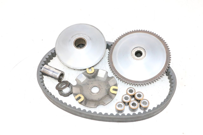 photo de VARIATOR PIAGGIO X8 125 (2004 - 2007) - Fixing points details