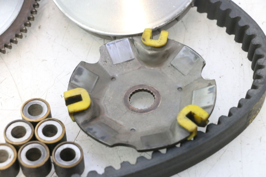 photo de VARIATOR PIAGGIO X9 EVOLUTION 125 (2003 - 2007) - Checked used part