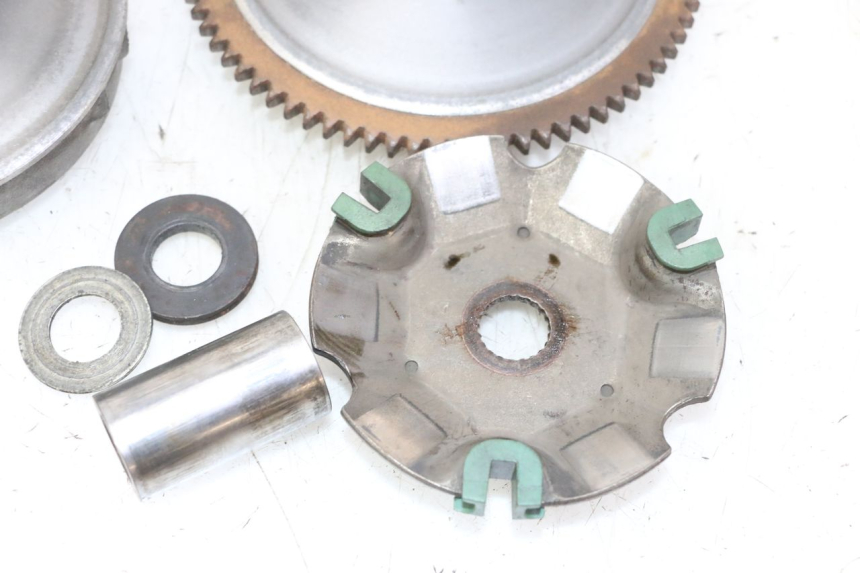 photo de VARIATOR PIAGGIO XEVO - X EVO 125 (2007 - 2017) - Technical close-up