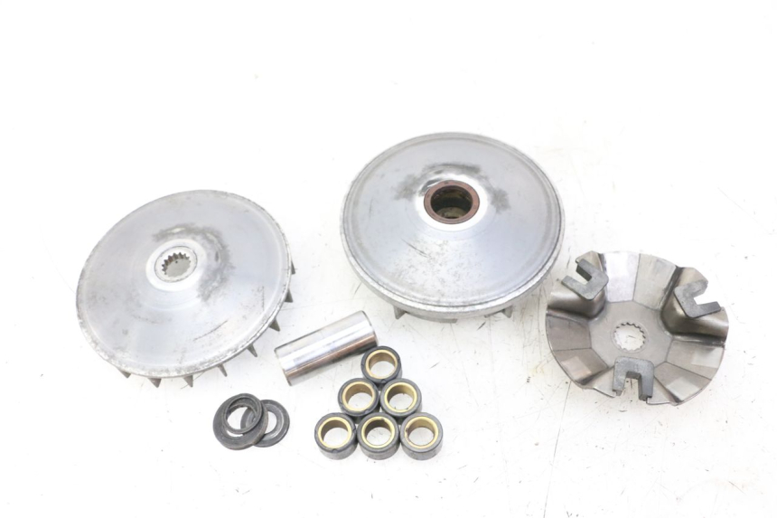 photo de VARIATOR YAMAHA YP MAJESTY 125 (2007 - 2010) - Fixing points details