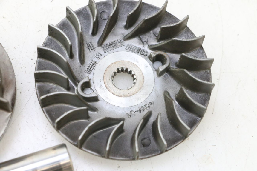 photo de VARIATOR YAMAHA YP MAJESTY 125 (2002 - 2006) - Supplementary product photo