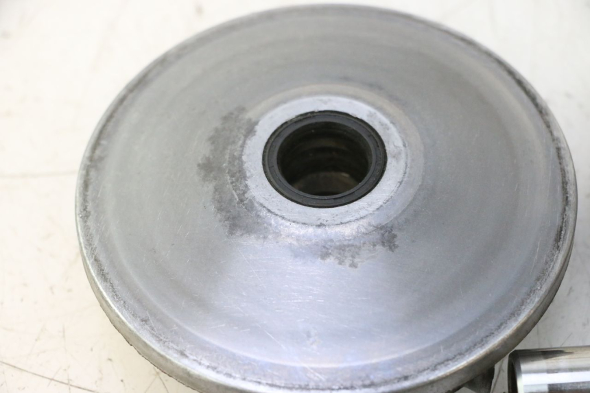 photo de VARIATOR YAMAHA YP MAJESTY 125 (2002 - 2006) - Fixing points details