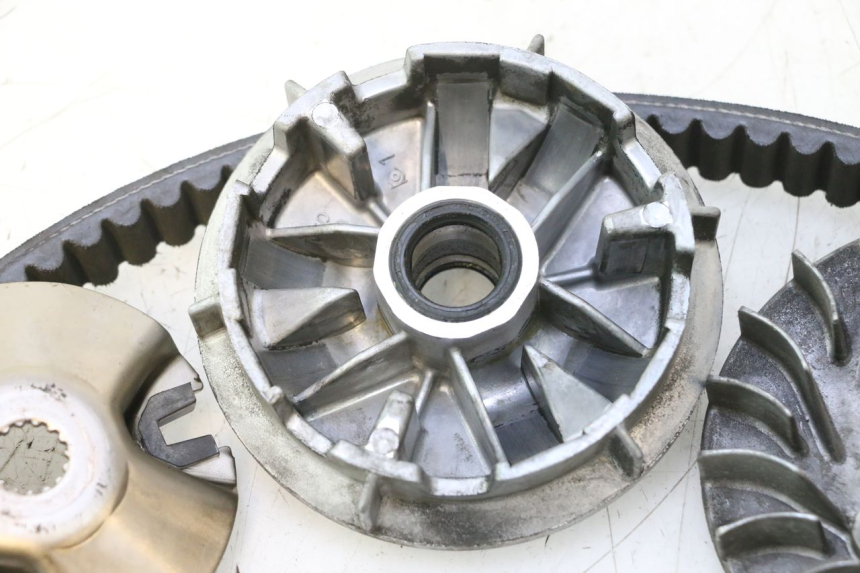photo de VARIATOR YAMAHA YP MAJESTY 125 (1998 - 2001) - Component zoom