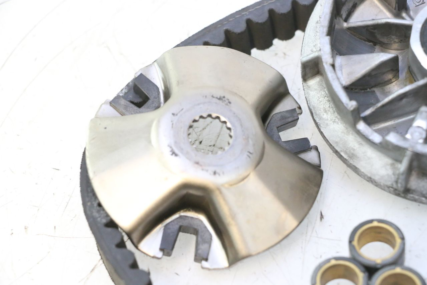 photo de VARIATOR YAMAHA YP MAJESTY 125 (1998 - 2001) - Supplementary product photo