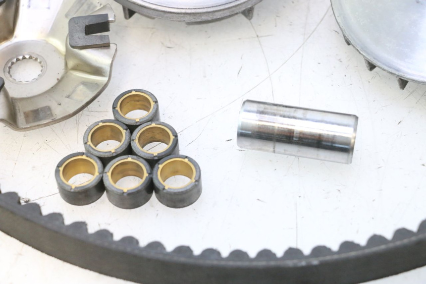 photo de VARIATOR YAMAHA YP MAJESTY 125 (1998 - 2001) - Technical close-up