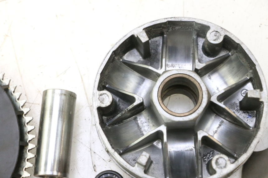 photo de VARIATOR PIAGGIO ZIP IGET 4T 50 (2021 - 2023) - High-resolution close-up