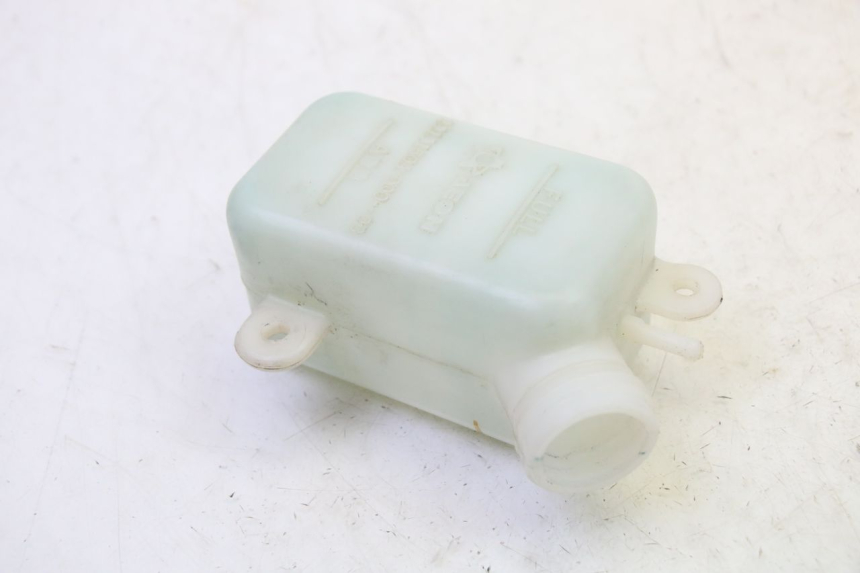 photo de COOLANT EXPANSION BOTTLE QUADRO 4 4D 350 (2015 - 2018) - Component detail