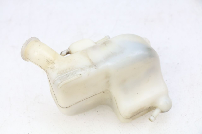 photo de EXPANSION TANK HONDA CB 500 (1997 - 2003) - Alternative perspective