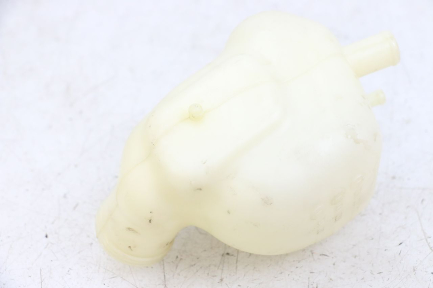 photo de COOLANT EXPANSION BOTTLE PEUGEOT GEOPOLIS RS 125 (2007 - 2009) - Component detail
