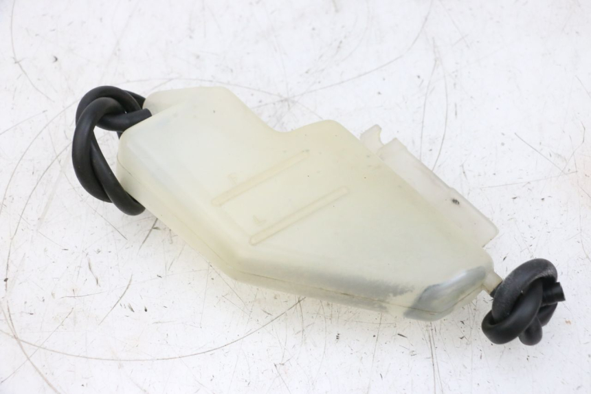 photo de COOLANT EXPANSION BOTTLE SUZUKI GSXR GSX-R 1000 (2003 - 2004) - Main view