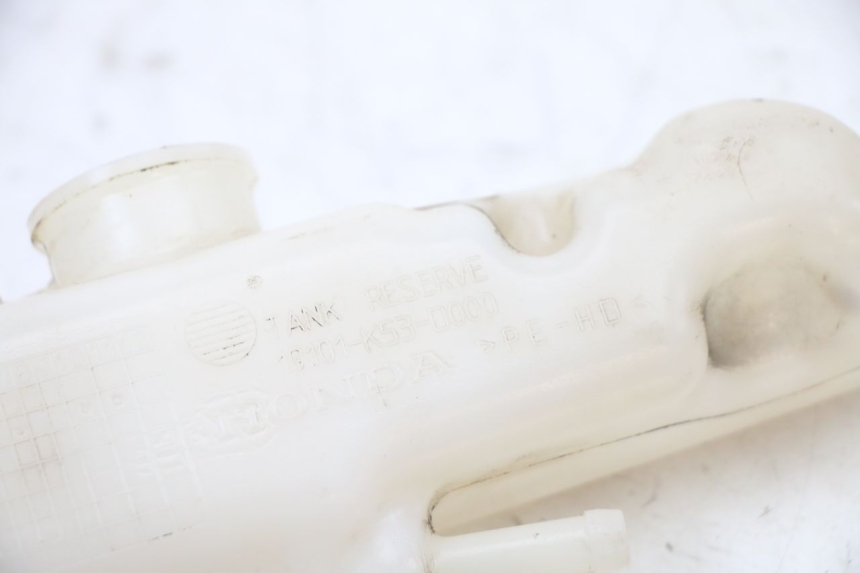 photo de COOLANT EXPANSION BOTTLE HONDA SH i 300 (2015 - 2020) - Zoom on usage condition