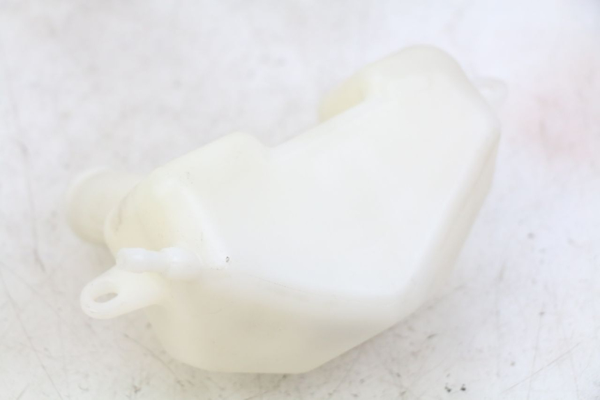 photo de EXPANSION TANK YAMAHA HW XENTER 125 (2011 - 2017) - Zoom on usage condition