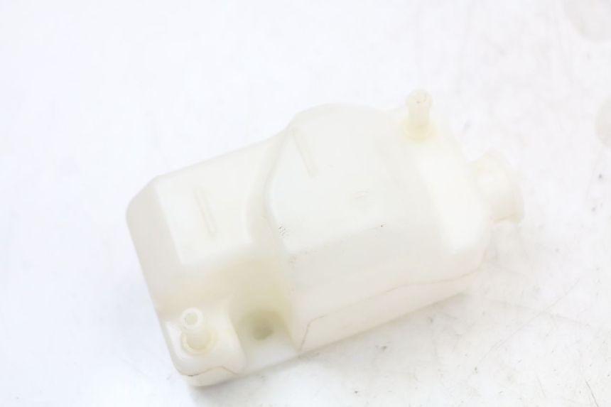 photo de COOLANT EXPANSION BOTTLE MASAI SCRAMBLER SPORT 125 (2021 - 2025) - Zoom on usage condition