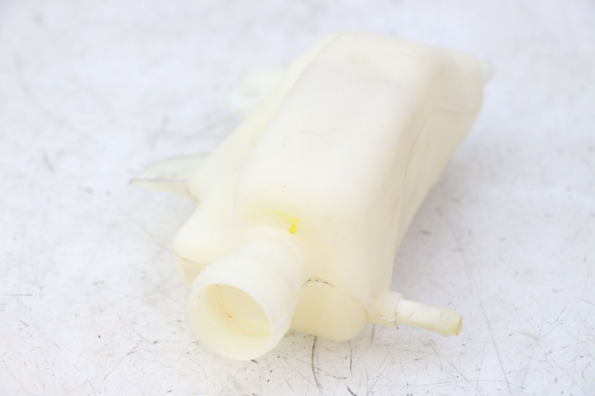 photo de COOLANT EXPANSION BOTTLE PIAGGIO MP3 HPE 310 (2024 - 2025) - Component detail