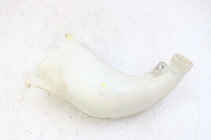 photo de EXPANSION TANK PIAGGIO MP3 500 (2011 - 2015) - Technical close-up