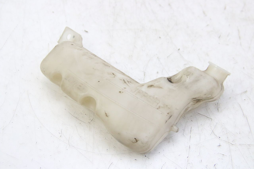 photo de EXPANSION TANK HONDA PES PS I 125 (2006 - 2012) - Surface and material condition