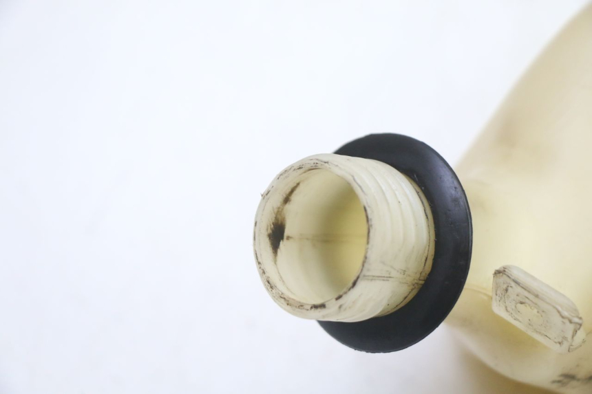 photo de COOLANT EXPANSION BOTTLE GILERA RUNNER SP 50 (2006 - 2008) - Alternative perspective