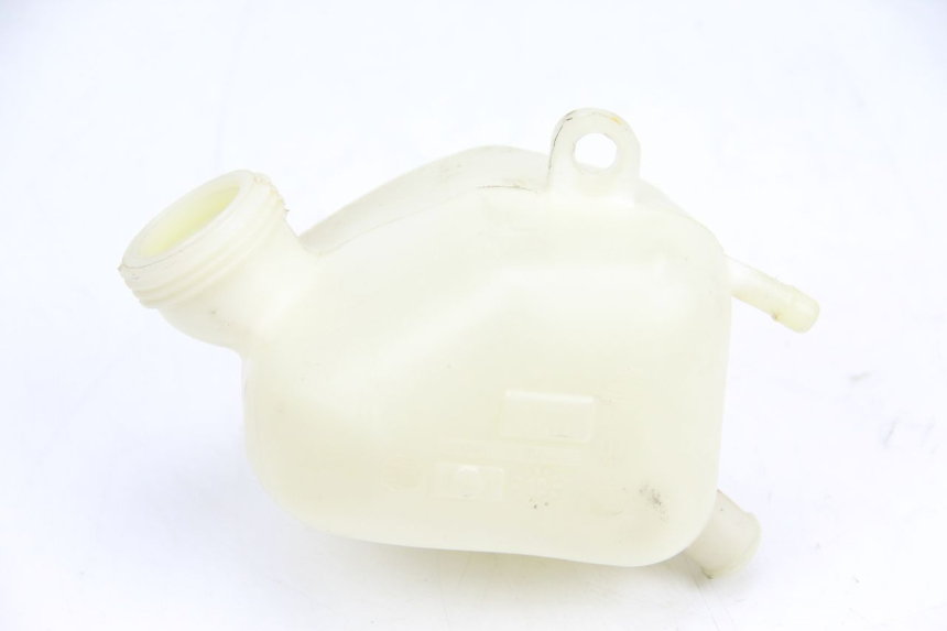 photo de COOLANT EXPANSION BOTTLE PEUGEOT SATELIS 125 (2013 - 2018) - Technical close-up