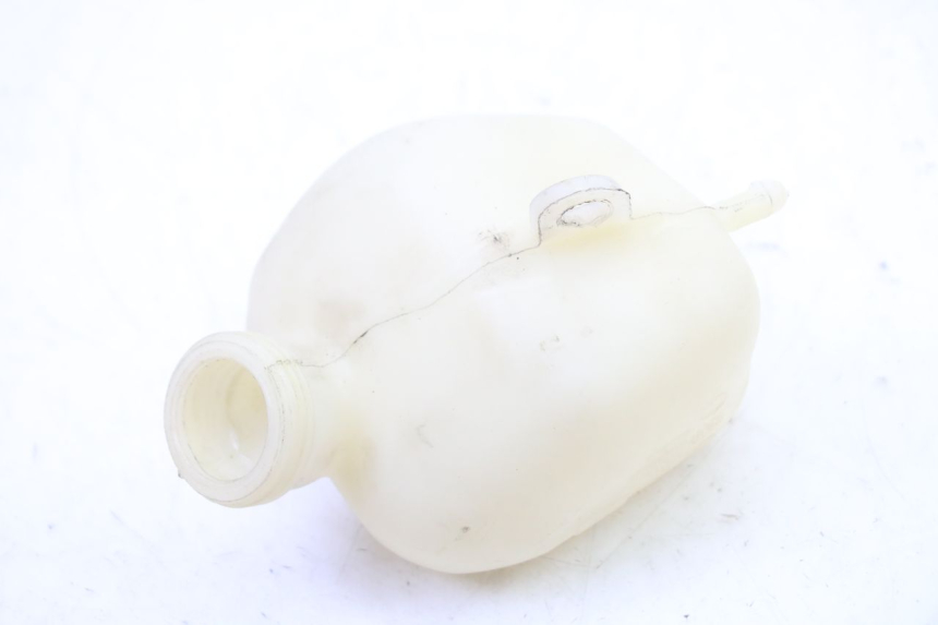 photo de COOLANT EXPANSION BOTTLE PEUGEOT SATELIS 250 (2006 - 2012) - Zoom on usage condition