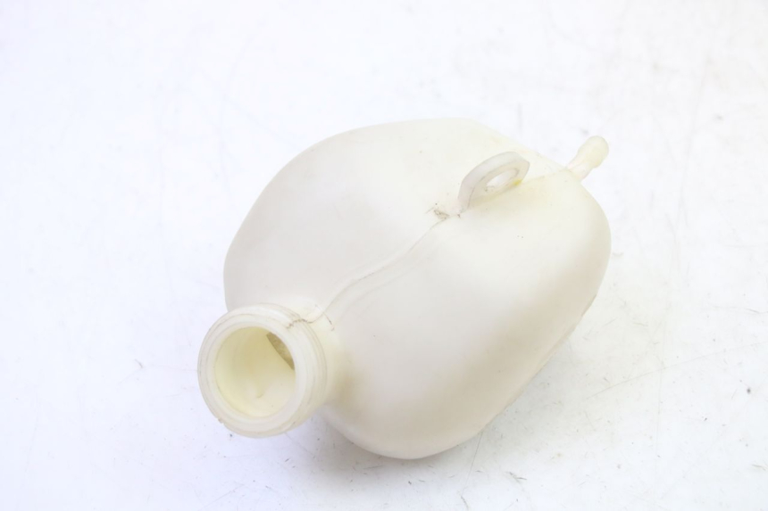 photo de COOLANT EXPANSION BOTTLE PEUGEOT SATELIS 125 (2006 - 2009) - Component detail
