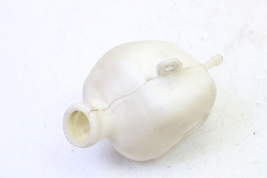 photo de COOLANT EXPANSION BOTTLE PEUGEOT SATELIS 125 (2013 - 2018) - Component detail