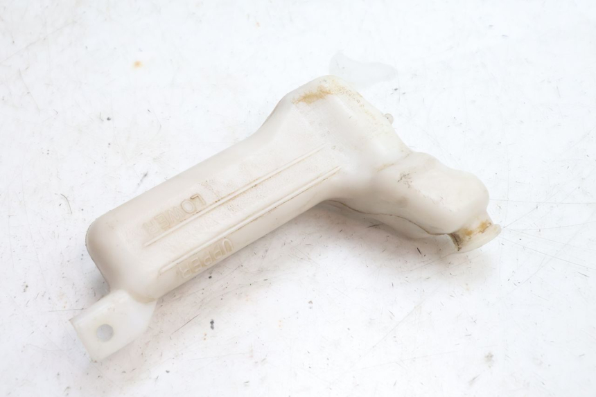photo de COOLANT EXPANSION BOTTLE HONDA SH 125 (2001 - 2003) - Technical close-up