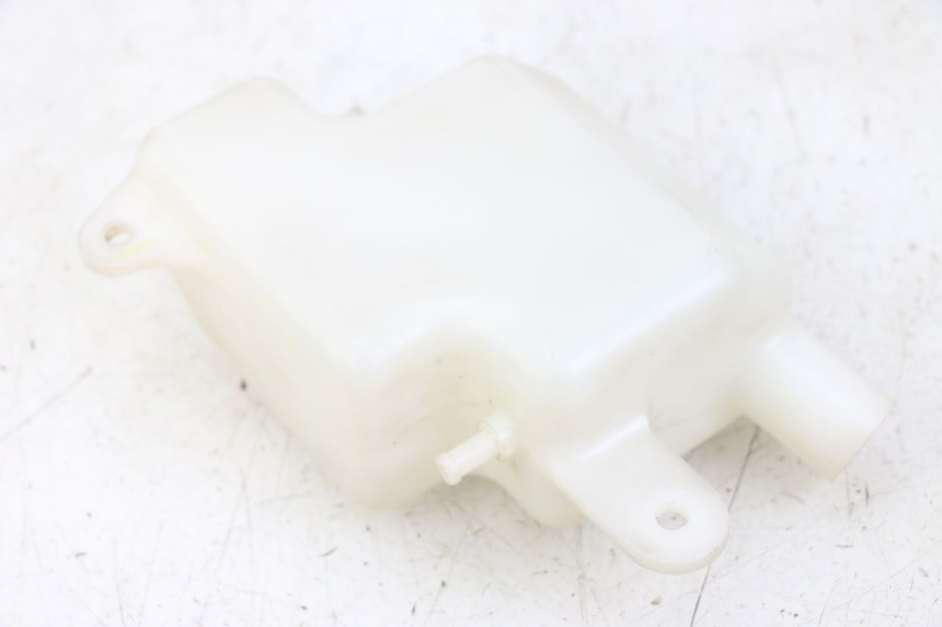 photo de COOLANT EXPANSION BOTTLE SUZUKI BURGMAN 125 (2018 - 2021) - Main view