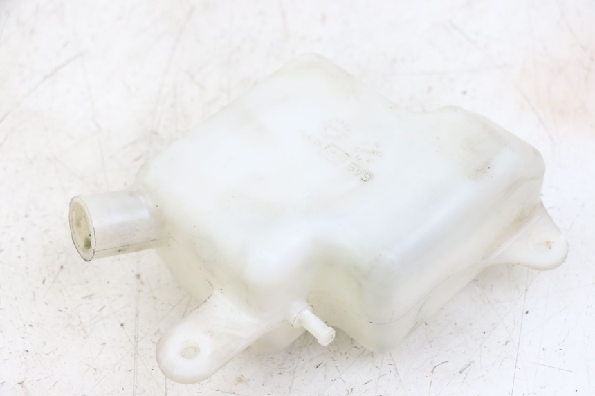 photo de COOLANT EXPANSION BOTTLE SUZUKI BURGMAN 125 (2018 - 2021) - Main view