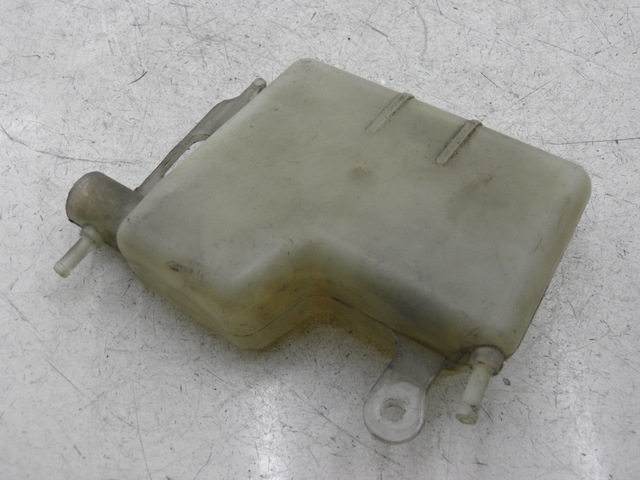 photo de COOLANT EXPANSION BOTTLE SUZUKI BURGMAN EXECUTIVE 650 (2008 - 2010) - Main view