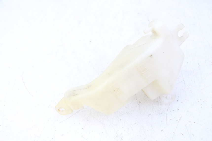 photo de COOLANT EXPANSION BOTTLE YAMAHA TDR DELTABOX 125 (1997 - 2003) - Zoom on usage condition
