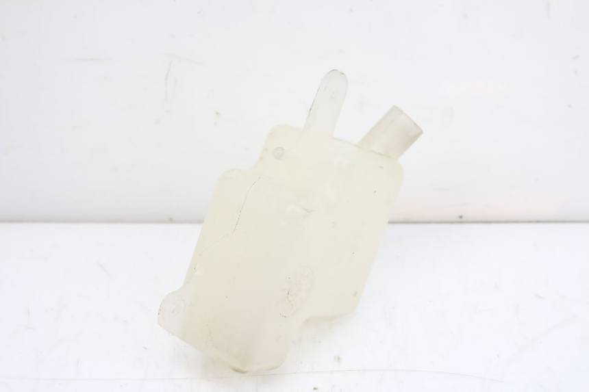 photo de EXPANSION TANK SUZUKI UH BURGMAN 125 (2002 - 2006) - Alternative perspective