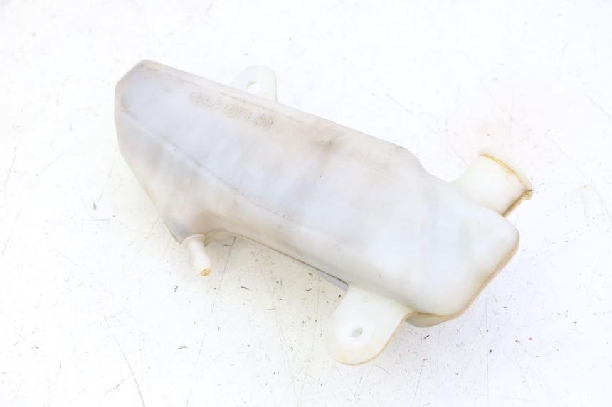 photo de EXPANSION TANK YAMAHA X-MAX XMAX 250 (2006 - 2009) - Technical close-up
