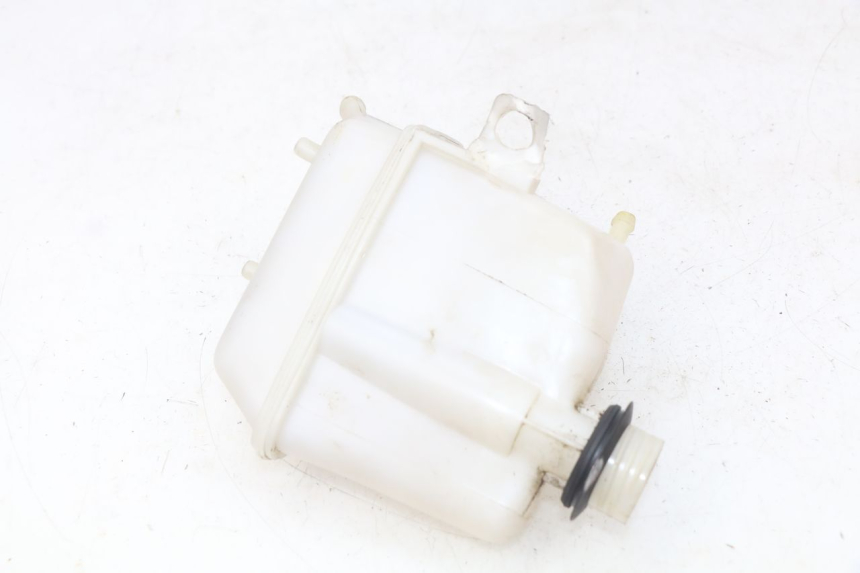 photo de EXPANSION TANK PIAGGIO X7 125 (2007 - 2013) - Zoom on usage condition