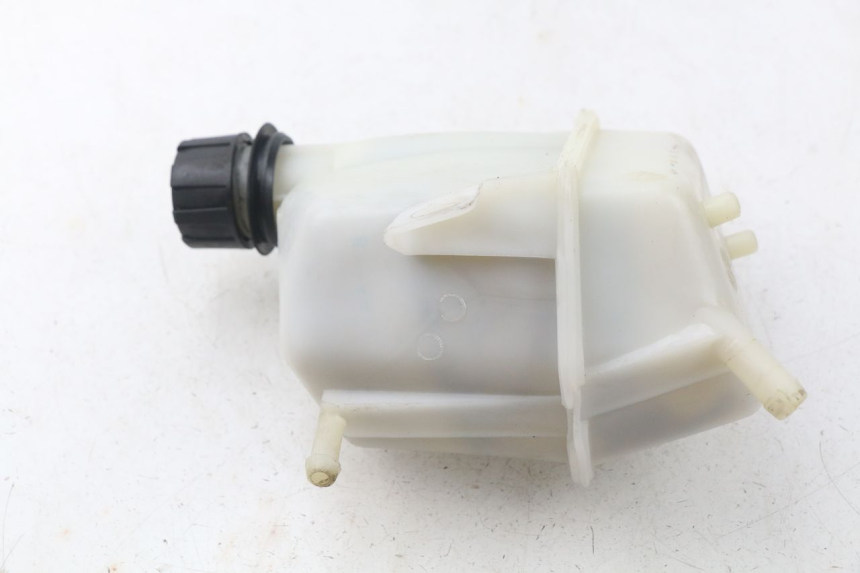 photo de COOLANT EXPANSION BOTTLE PIAGGIO X9 125 (2000 - 2003) - Zoom on usage condition