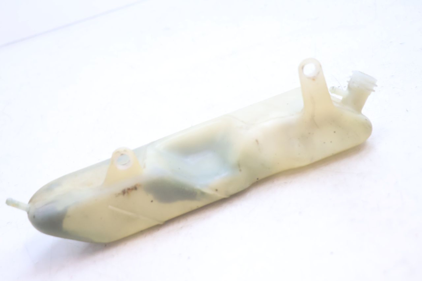 photo de COOLANT EXPANSION BOTTLE HONDA XRV AFRICA TWIN 750 (1990 - 1992) - Zoom on usage condition