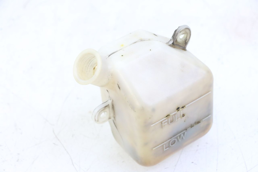 photo de COOLANT EXPANSION BOTTLE YAMAHA XJ6 600 (2008 - 2016) - Component detail
