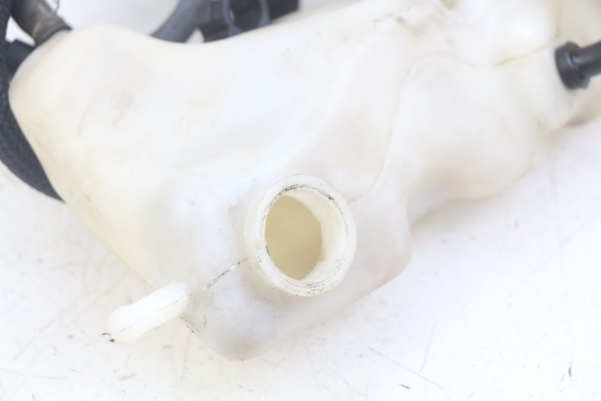 photo de EXPANSION TANK YAMAHA YP MAJESTY 400 (2004 - 2008) - Component detail