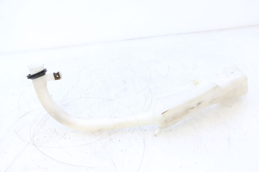 photo de COOLANT EXPANSION BOTTLE YAMAHA YP MAJESTY 125 (1998 - 2001) - Zoom on usage condition