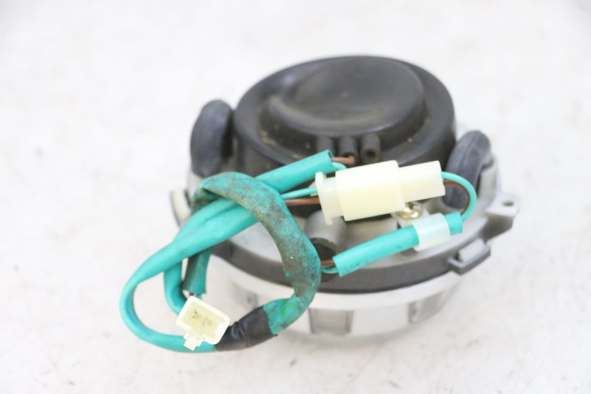 photo de POSITION LIGHT SYM CROX 4T 50 (2016 - 2023) - Zoom on usage condition