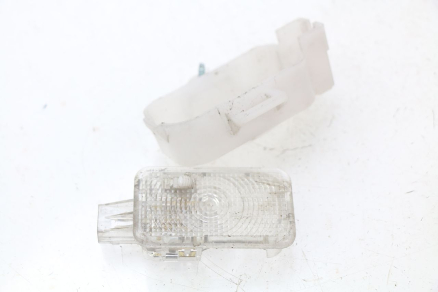 photo de PILOT LIGHT HONDA FES PANTHEON 125 (2003 - 2007) - Zoom on usage condition